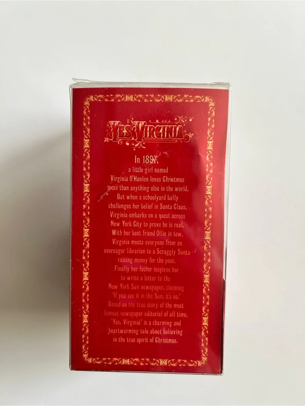 Yes Virginia Santa Glass Ornament Macy's Girl 2013 New In Box - Picture 3 of 5